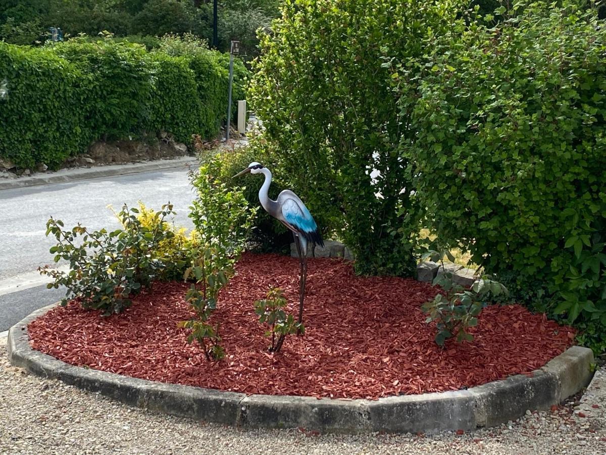 Le Domaine De L Etang Le Merger Oeuilly Bagian luar foto